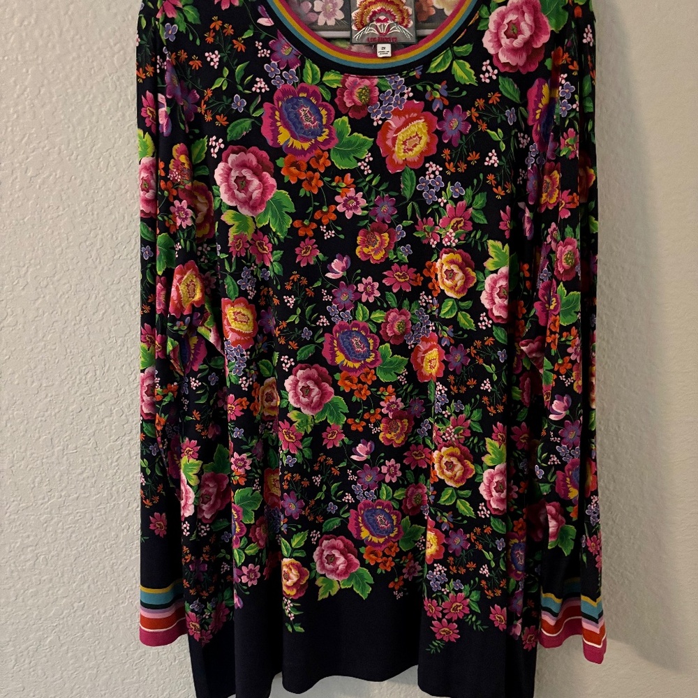 Johnny Was Jayne Scoop neck long sleeve T, NWoT, 2X - Picture 3 of 5